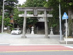 寺山神社。